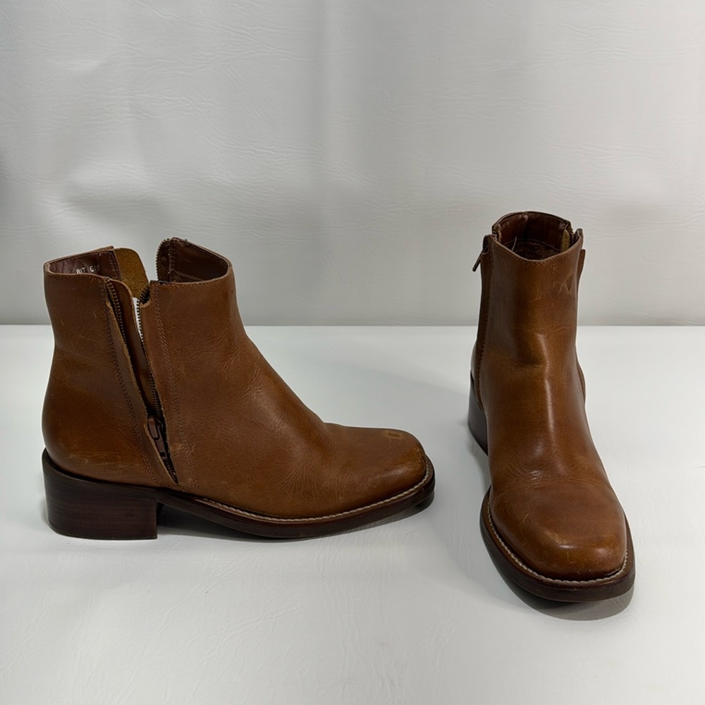Nicole ankle boots